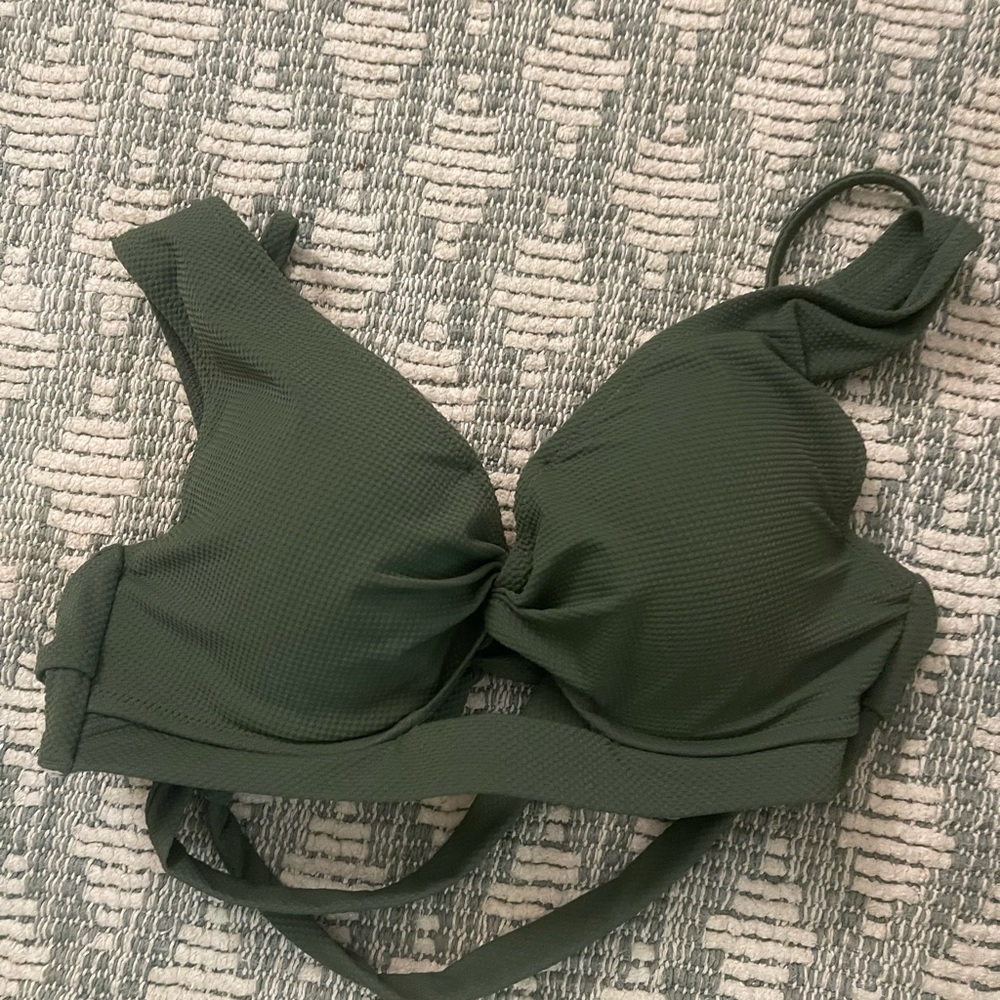 Push up green swim top